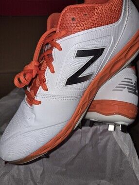 New Balance Fresh Foam X 3000v7 Metal Baseball Cleats White Silver Logo